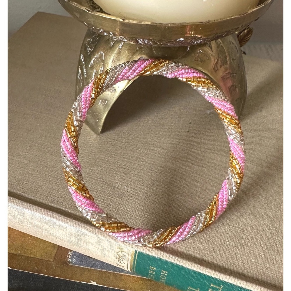 Nepal seed bead roll over bracelet